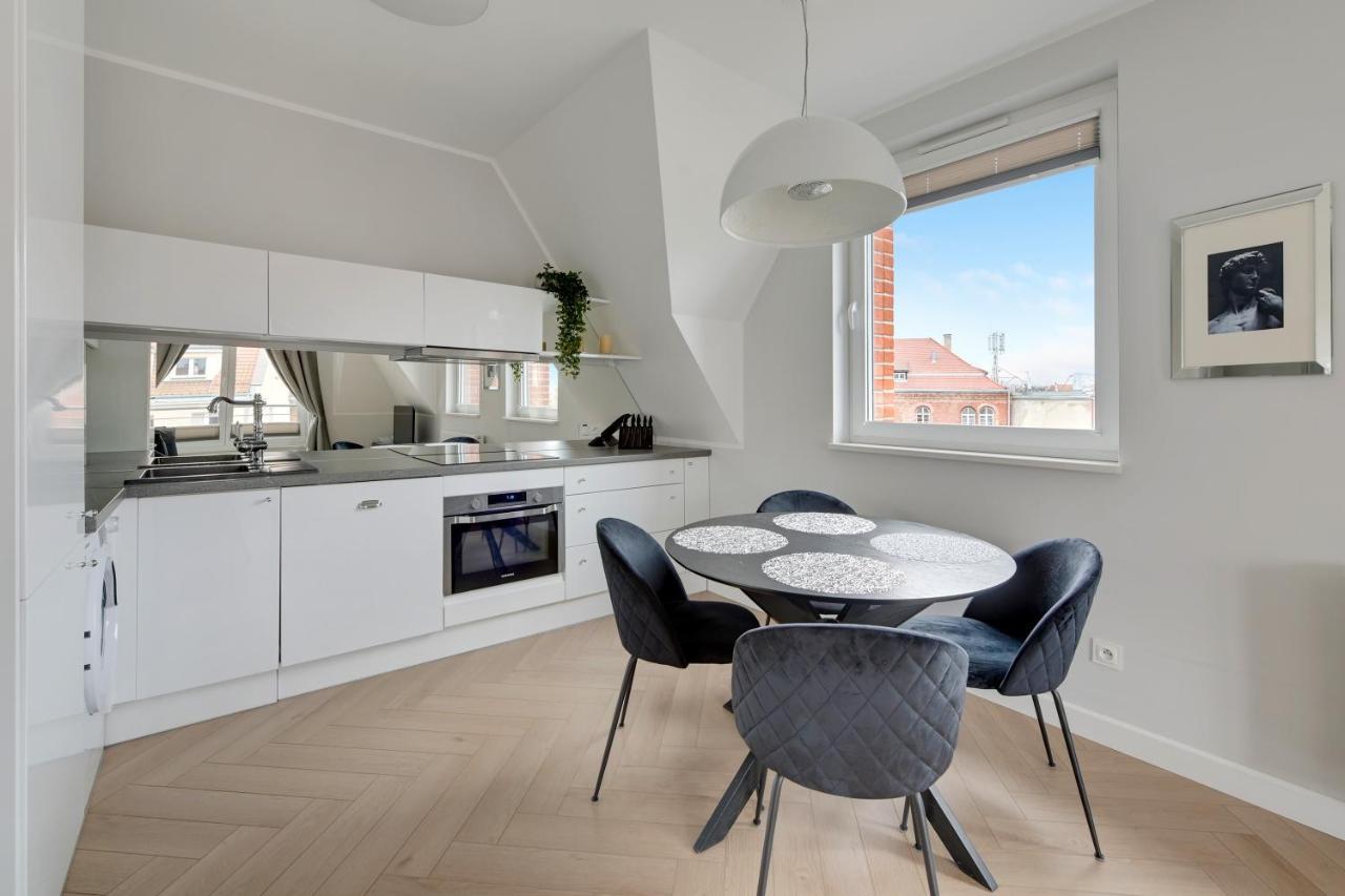 Tartaczna Apartments City Center & Parking By Downtown Apartments Gdansk Bagian luar foto
